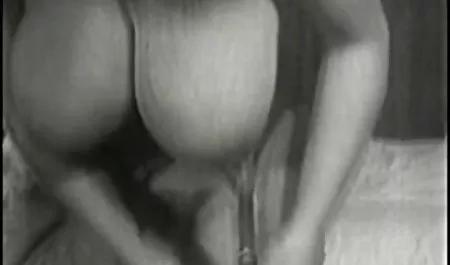 Lebih Topless dan telanjang Ayam video xxx japan selingkuh batu