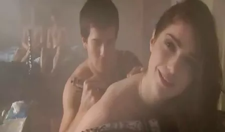 Dimuat pirang seks pembantu jepang sex Bertiga dengan anal dan