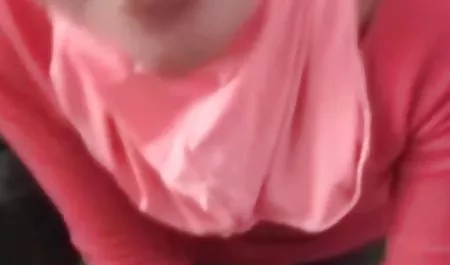 Panas rambut pirang pendek Nicolette mendapat vagina basah free video porn jepang kacau