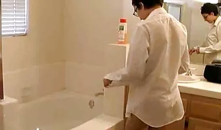 Amerika Melodi video sex jepang di dapur kebutuhan GILF toying her hairy pussy