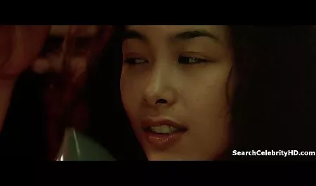Pasangan lesbian xxx jepang susu yang sangat sangat seksi.
